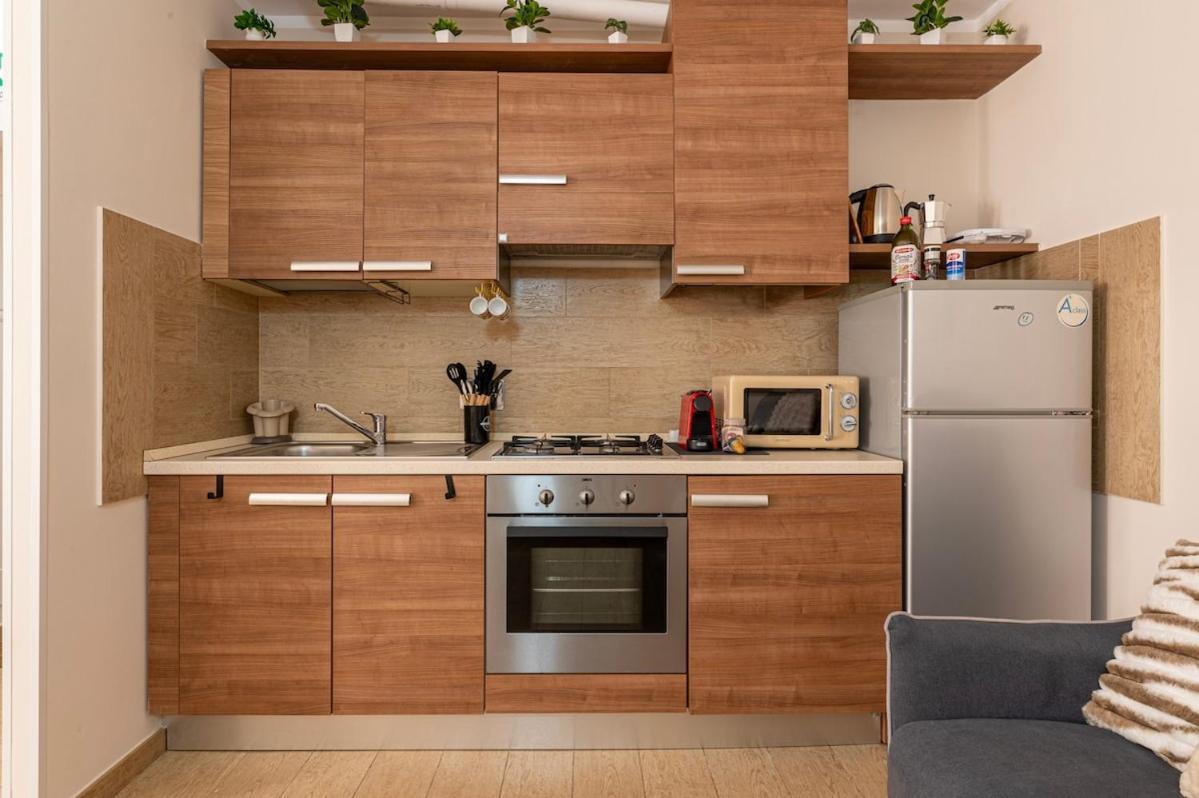 Apartment -porta Susa-centro- Elegante X5, Wi-fi - A-c Turin
